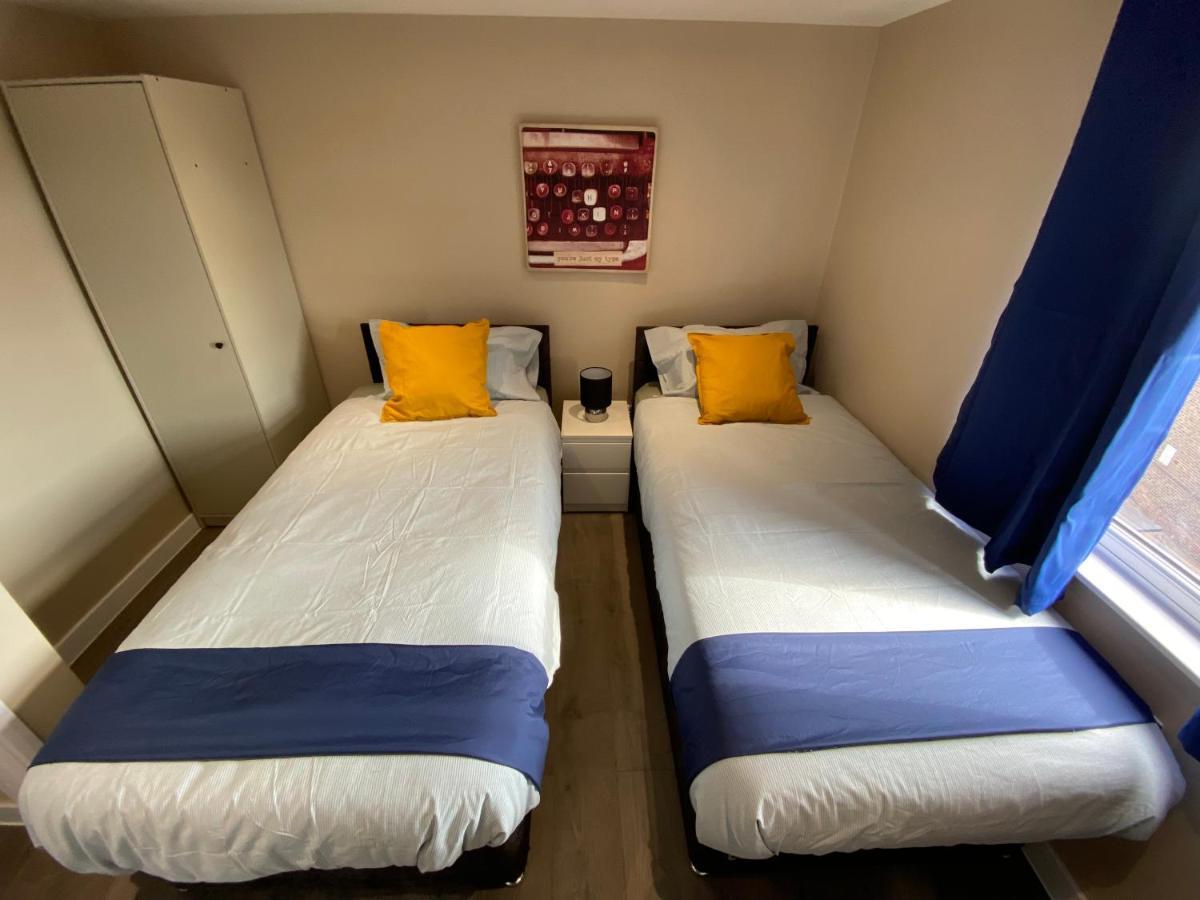 Stunning 1 Bedroom Flat In Wood Green Londres Exterior foto